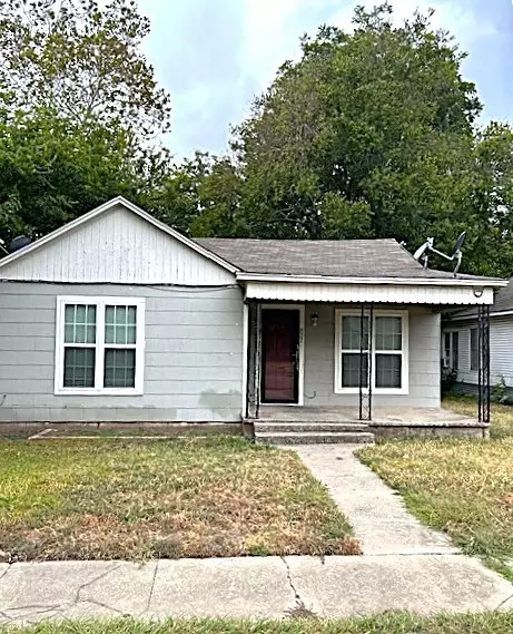 827 N Morris St, Gainesville, TX 76240
