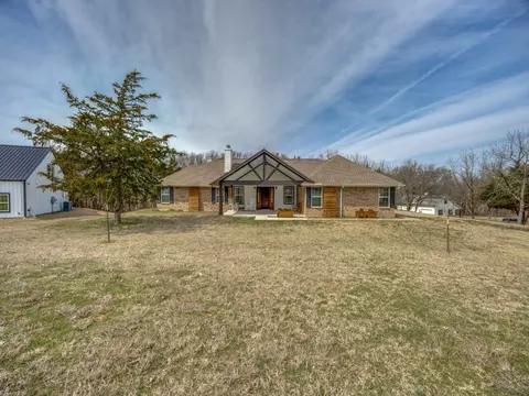 1275 Sister Grove Rd, Van Alstyne, TX 75495