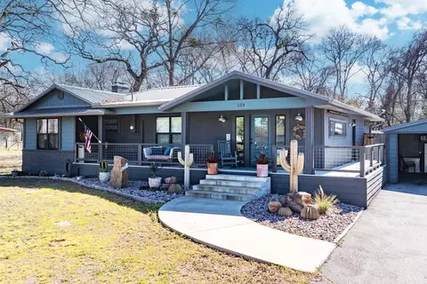 123 Ocean Dr, Gun Barrel City, TX 75156