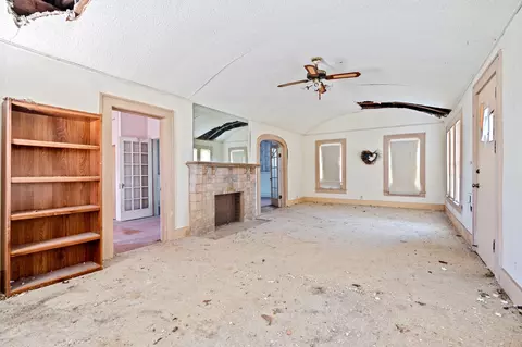 306 E Adams St, Itasca, TX 76055 photo 3