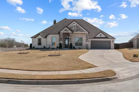 2217 Vanderbilt Dr, Weatherford, TX 76088