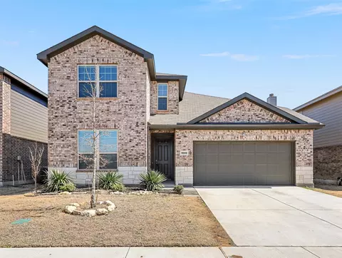 8008 Schooner Dr, Fort Worth, TX 76179