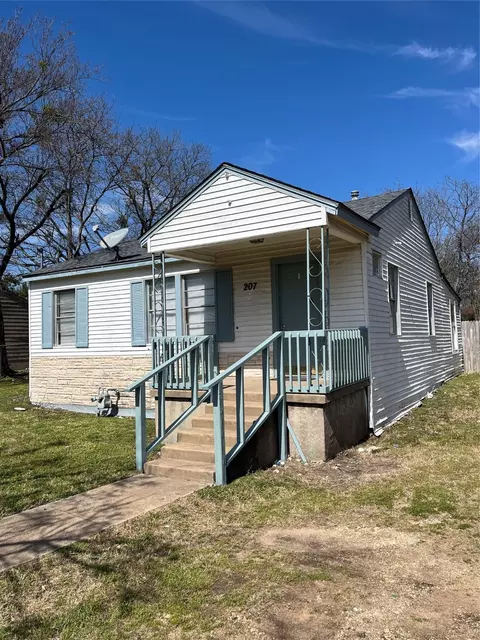 207 Cedar St, Duncanville, TX 75137