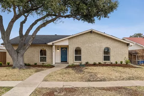 1913 Primrose Ln, Carrollton, TX 75007