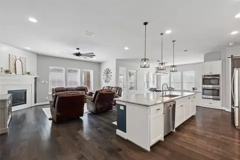 Kitchen - 700 Sunflower Ave, Argyle, TX 76226 photo 3 of 5