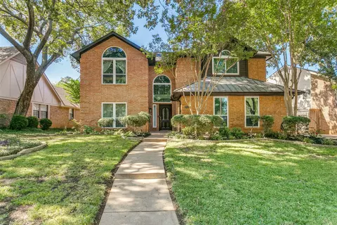 2911 Old Mill Run, Grapevine, TX 76051