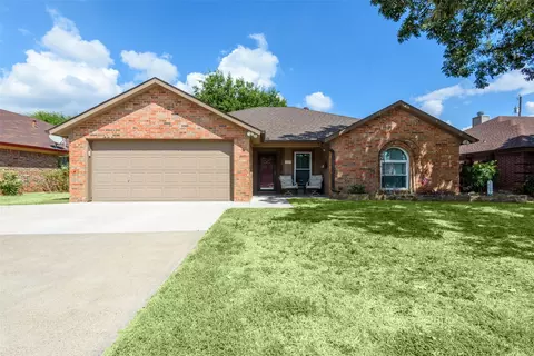 1002 Park Place Blvd, Midlothian, TX 76065