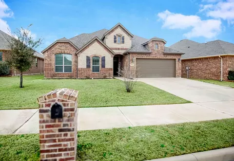 1676 Laramie Ln, Burleson, TX 76028