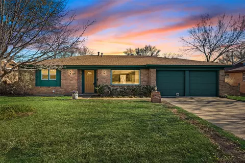 2825 Larkin Ave, Fort Worth, TX 76133