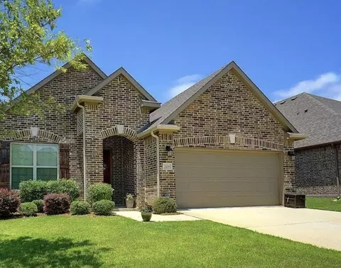 3208 Knoll Pines Rd, Denton, TX 76208