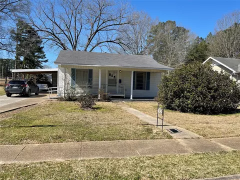 1205 Garrett Cir, Haynesville, LA 71038
