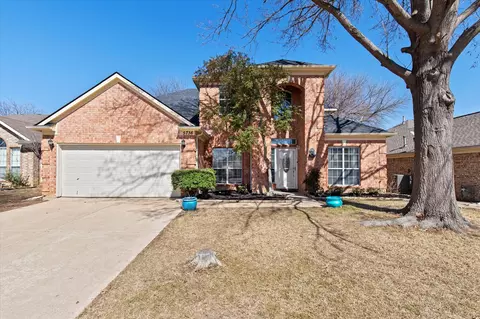 5736 Round Rock Rd, Haltom City, TX 76137