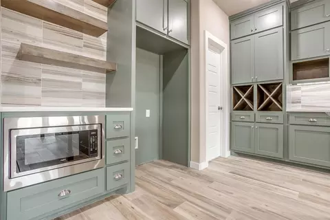 Kitchen - 4140 Fm 4, Cleburne, TX 76031 photo 3 of 3