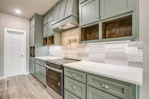 Kitchen - 4140 Fm 4, Cleburne, TX 76031 photo 2 of 3