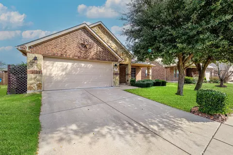 2004 Jack County Dr, Forney, TX 75126