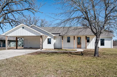 14170 Clark Dr, Streetman, TX 75859