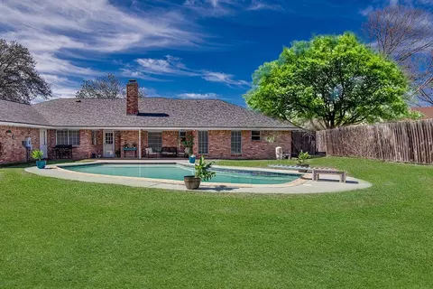 6717 Del Prado Ave, Fort Worth, TX 76133