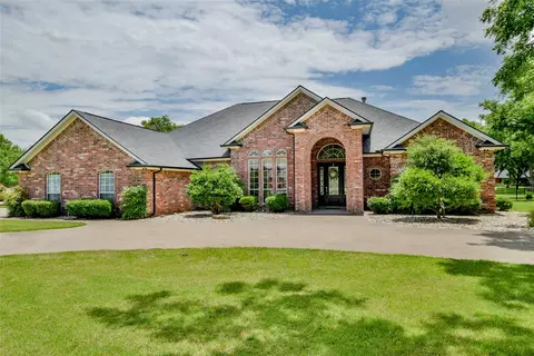 5905 Dog Leg Ct, Granbury, TX 76049