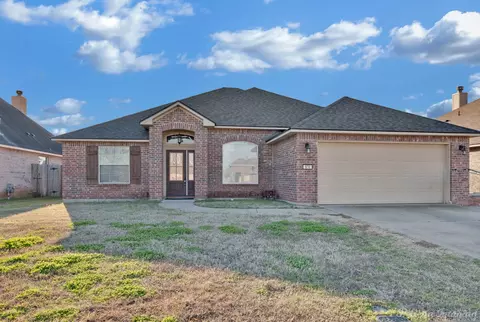 606 Bloomington Ln, Bossier City, LA 71112