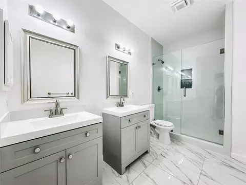 Bath - 1024 E Grubb Dr, Mesquite, TX 75149 photo 2 of 2