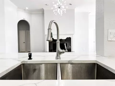 Kitchen - 1024 E Grubb Dr, Mesquite, TX 75149 photo 4 of 4