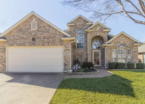 5033 Southpoint Dr, Arlington, TX 76017