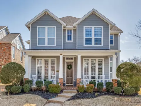 1814 Auburn Dr, Carrollton, TX 75007