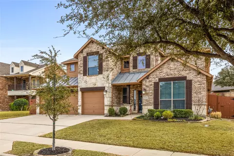 8204 Rock Elm Rd, Fort Worth, TX 76131