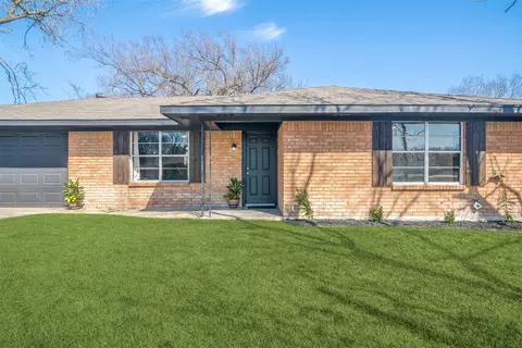 104 Munns St, Powell, TX 75153