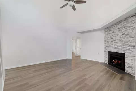 1476 Hampton Rd, Grapevine, TX 76051 photo 4