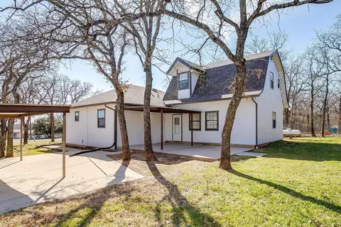 5233 Midway Rd, Weatherford, TX 76085
