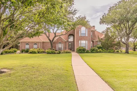 128 Oakview Dr, Hudson Oaks, TX 76087