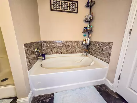 Bath - 189 Betty Rd, Many, LA 71449 photo 3 of 4