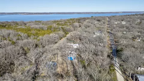 556 Lake, Gordonville, TX 76245