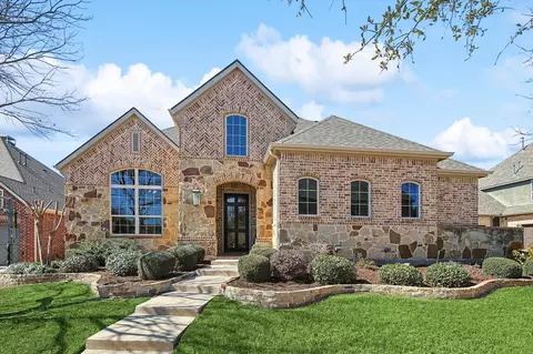 7300 Mitchell Ct, Lantana, TX 76226