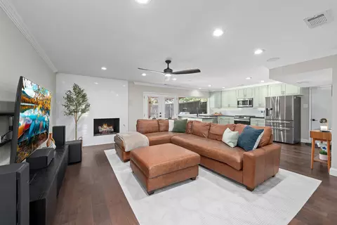 6655 Town Bluff Dr, Dallas, TX 75248