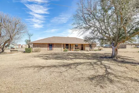 1213 Justin Ln, Crowley, TX 76036