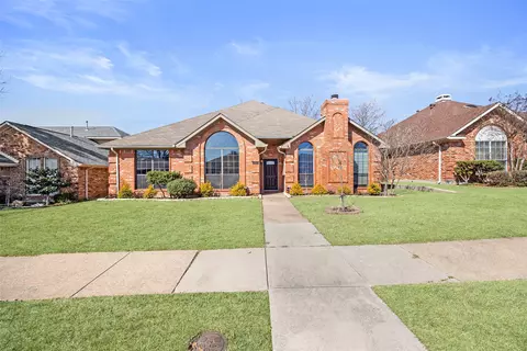 3721 Cromwell Dr, Carrollton, TX 75007