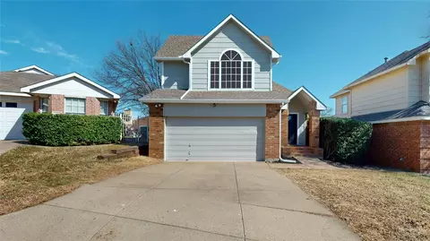 7421 Arbor Hill Dr, Fort Worth, TX 76120