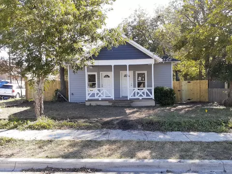 801 W Baltimore Ave, Fort Worth, TX 76110