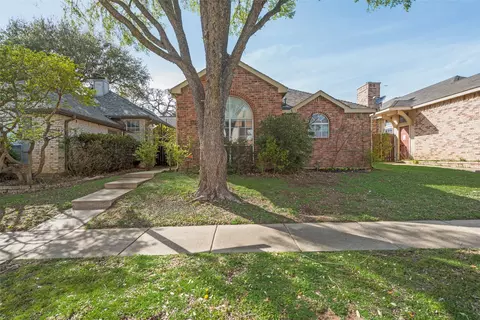1820 Orchard Dr, Lewisville, TX 75067