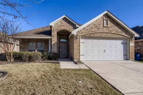 1114 Luckenbach Dr, Forney, TX 75126
