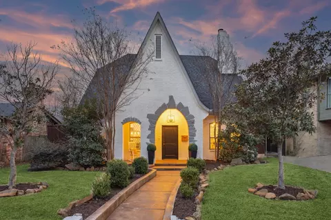 5450 Miller Ave, Dallas, TX 75206