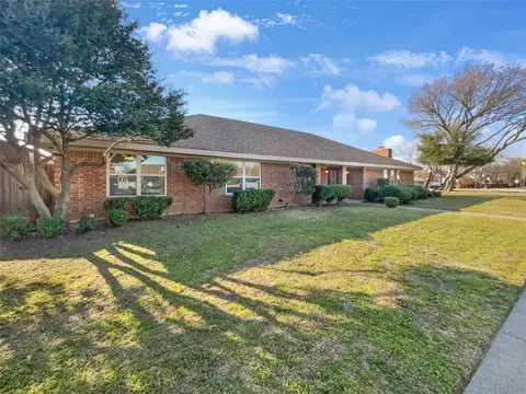 Exterior - 2505 Baze Rd, Euless, TX 76039 photo 2 of 6