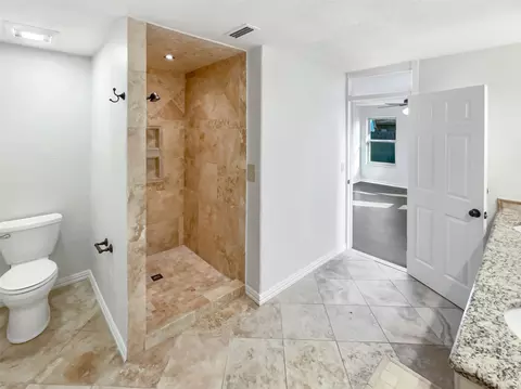 Bath - 2505 Baze Rd, Euless, TX 76039 photo 4 of 4