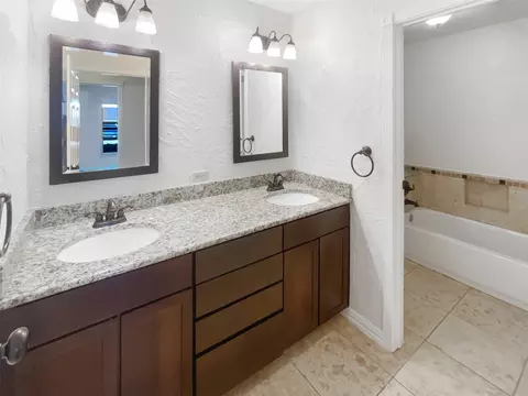 Bath - 2505 Baze Rd, Euless, TX 76039 photo 1 of 4