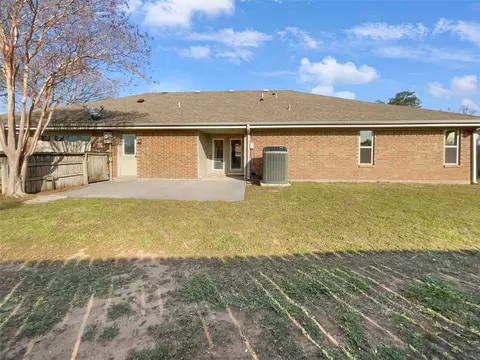 Exterior - 2505 Baze Rd, Euless, TX 76039 photo 6 of 6