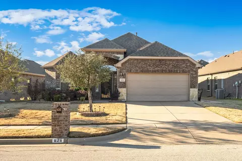 626 Redwood Dr, Greenville, TX 75402