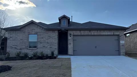 9628 Springmill Ln, Crowley, TX 76036