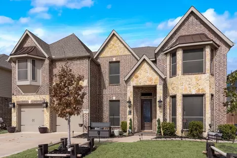 5220 Fallen Leaf St, Fort Worth, TX 76179